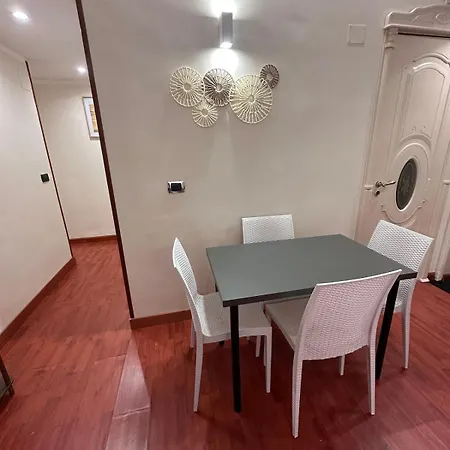 Platform 9 Partenope Appartement *