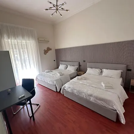 Platform 9 Partenope Napels