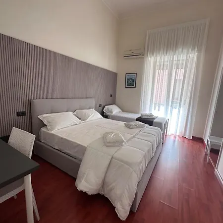 Platform 9 Partenope * Neapol