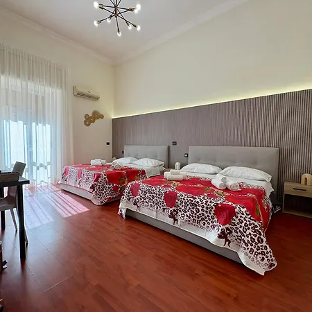 Platform 9 Partenope ナポリ