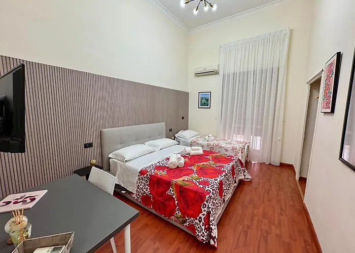 Platform 9 Partenope アパート