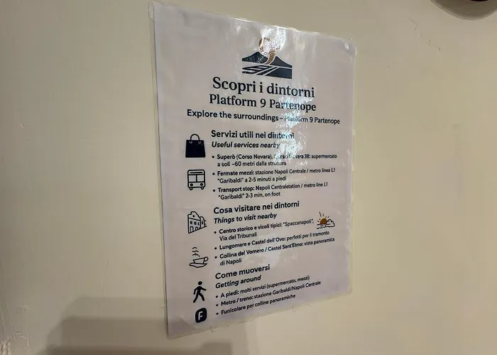 Platform 9 Partenope アパート