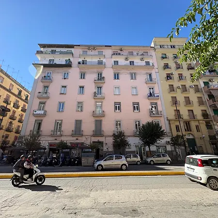 Platform 9 Partenope Apartment Naples